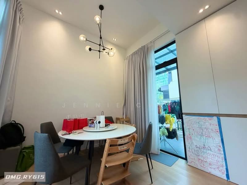 Semi-Detached House for Sale in Setia Alam (Selangor) - Jennie Chew - Dining Room - PropertyGuru.com.my