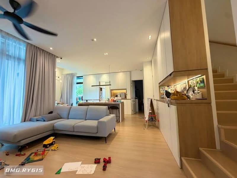 Semi-Detached House for Sale in Setia Alam (Selangor) - Jennie Chew - Living Room - PropertyGuru.com.my