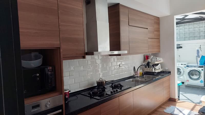 Rumah Berkembar untuk Dijual di Seksyen 16 (Petaling Jaya) - Kay Lim - Kitchen - PropertyGuru.com.my