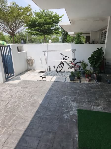 Rumah Teres 2 Tingkat untuk Dijual di Kota Kemuning (Shah Alam) - Vivien Thum - PropertyGuru.com.my