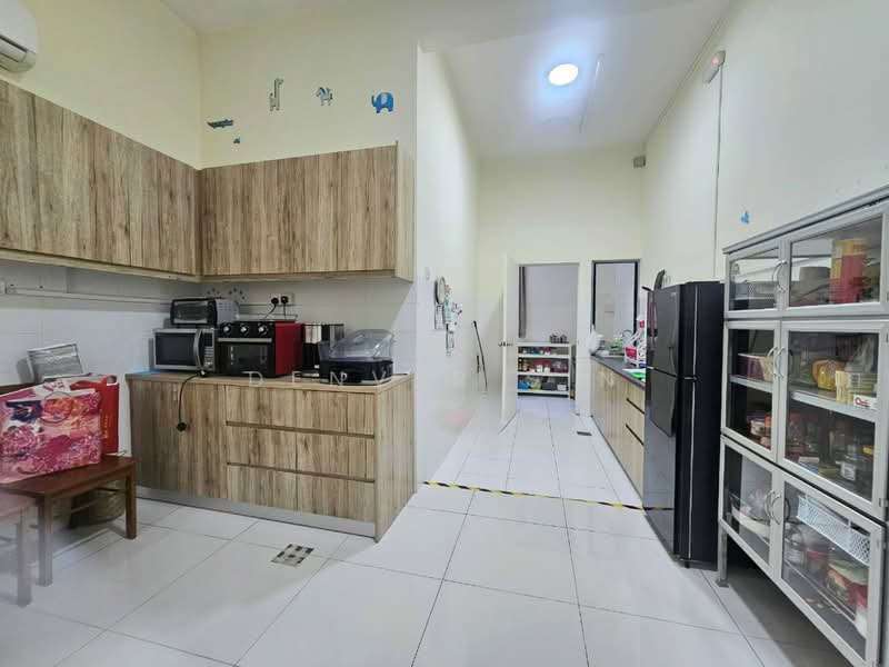 2-storey Terraced House for Sale in Bandar Mahkota Cheras (Cheras) - Denver Sin - Kitchen - PropertyGuru.com.my