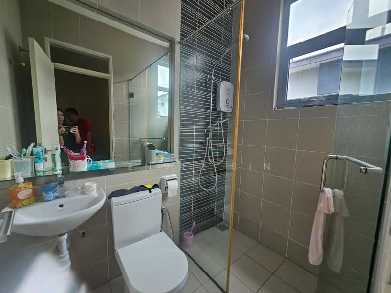 2-storey Terraced House for Sale in Bandar Mahkota Cheras (Cheras) - Denver Sin - Bathroom - PropertyGuru.com.my