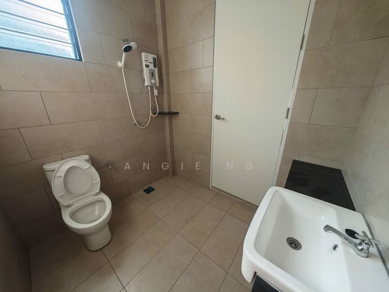 Terraced House for Rent in Melaka City (Melaka) - Angie Ng - Bathroom - PropertyGuru.com.my
