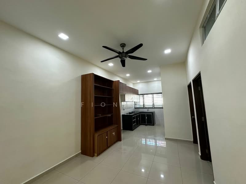 1-storey Terraced House for Rent in Johor Bahru (Johor) - Fion Lee - Kitchen - PropertyGuru.com.my