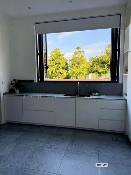 Semi-Detached House for Sale in Setia Alam (Selangor) - Jennie Chew - Kitchen - PropertyGuru.com.my