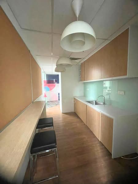 Pejabat untuk Disewa di KLCC (KL City Centre) - TK Yong - Kitchen - PropertyGuru.com.my