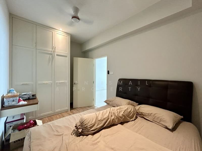 Pangsapuri untuk Dijual di Summit @ Lagoon Residences - Azlan Ismail aiproperty - Bedroom - PropertyGuru.com.my