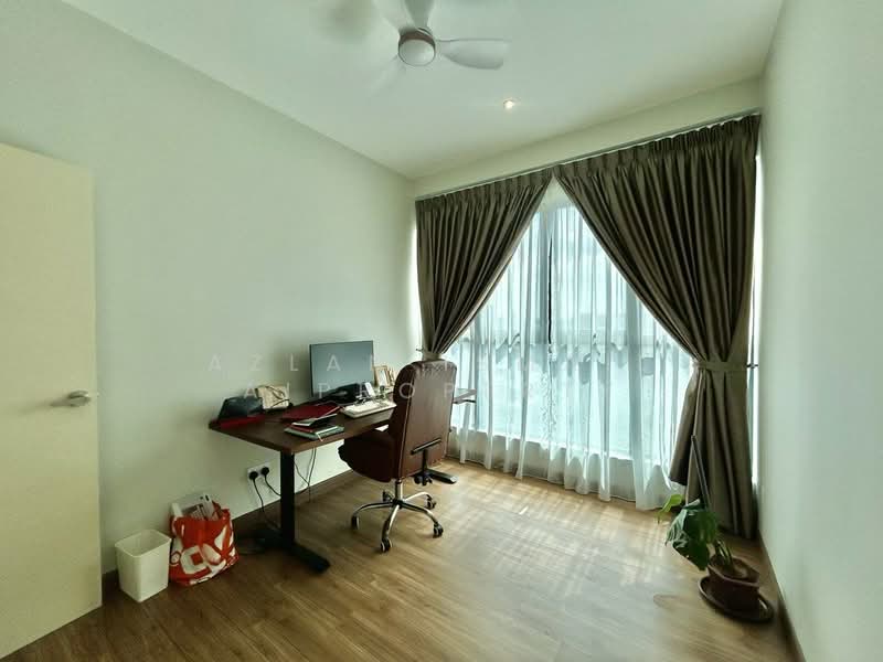 Pangsapuri untuk Dijual di Summit @ Lagoon Residences - Azlan Ismail aiproperty - Study - PropertyGuru.com.my