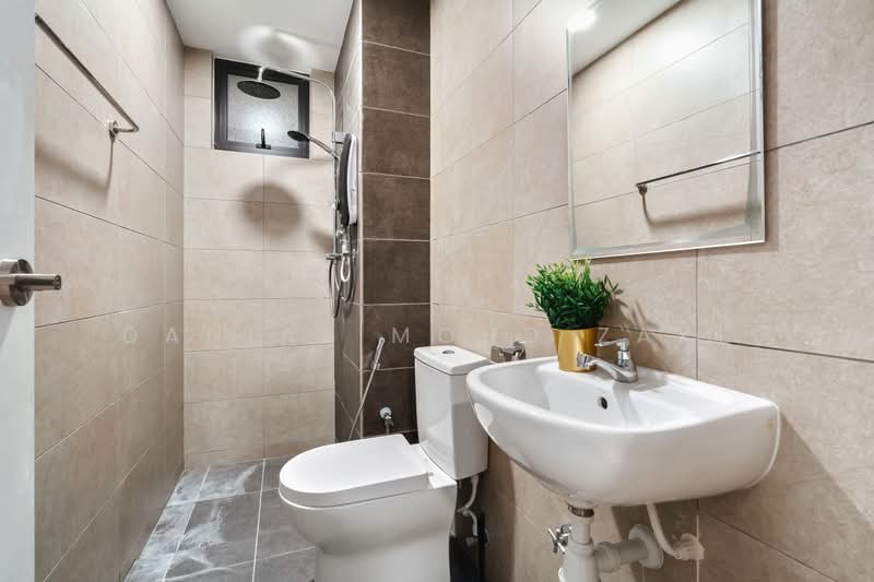 Servis Apartment untuk Disewa di AraTre' Residences - Danial Mohd Zaki - Bathroom - PropertyGuru.com.my