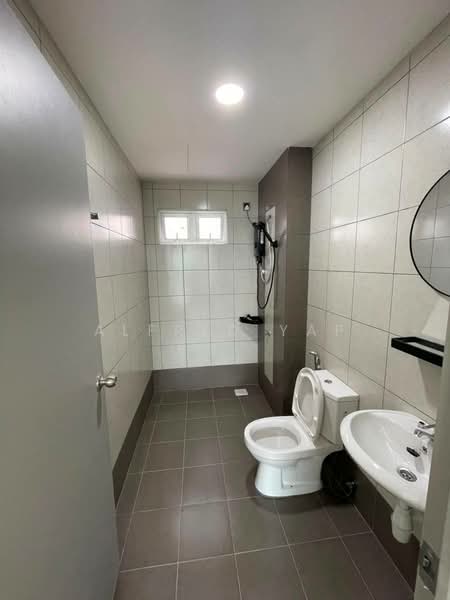 Servis Apartment untuk Disewa di One 49 Residence - Alfred Yap - Bathroom - PropertyGuru.com.my
