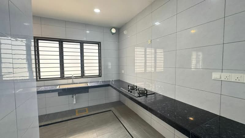 2-storey Terraced House for Rent in Johor Bahru (Johor) - Ivan Ong - Kitchen - PropertyGuru.com.my
