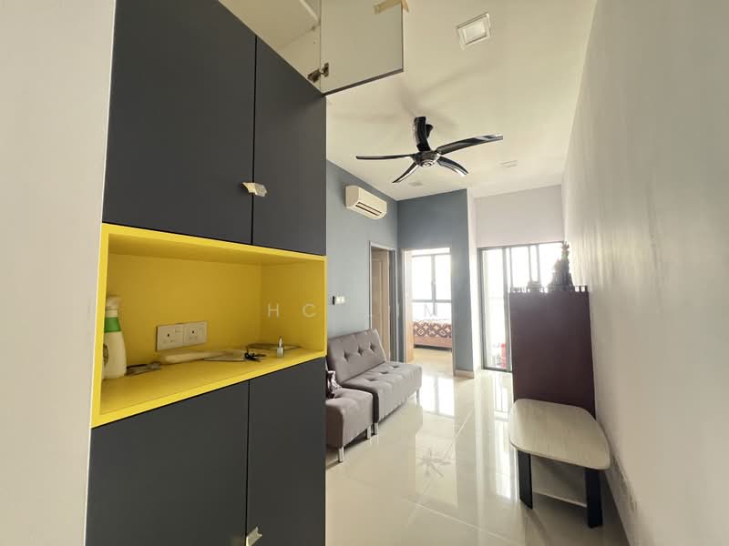 Servis Apartment untuk Dijual di Ayuman Suites - HC Lim - Living Room - PropertyGuru.com.my