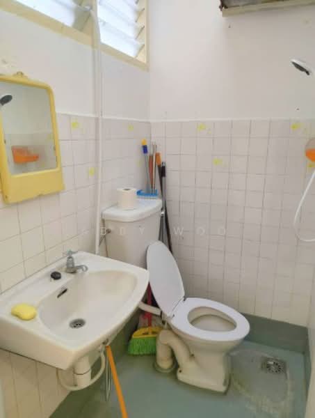 Apartment for Rent at Taman Seri Damai (B) - Abby Woo - Bathroom - PropertyGuru.com.my