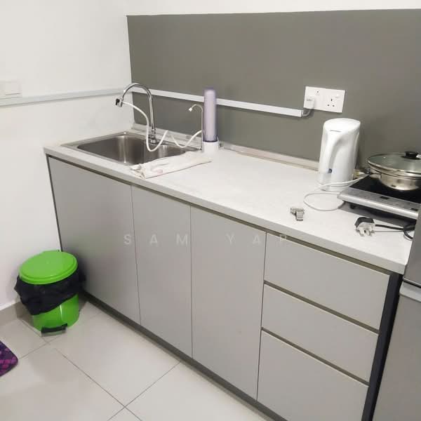 Servis Apartment untuk Disewa di Meridin Suites @ The Meridin - Sam Yap - Kitchen - PropertyGuru.com.my