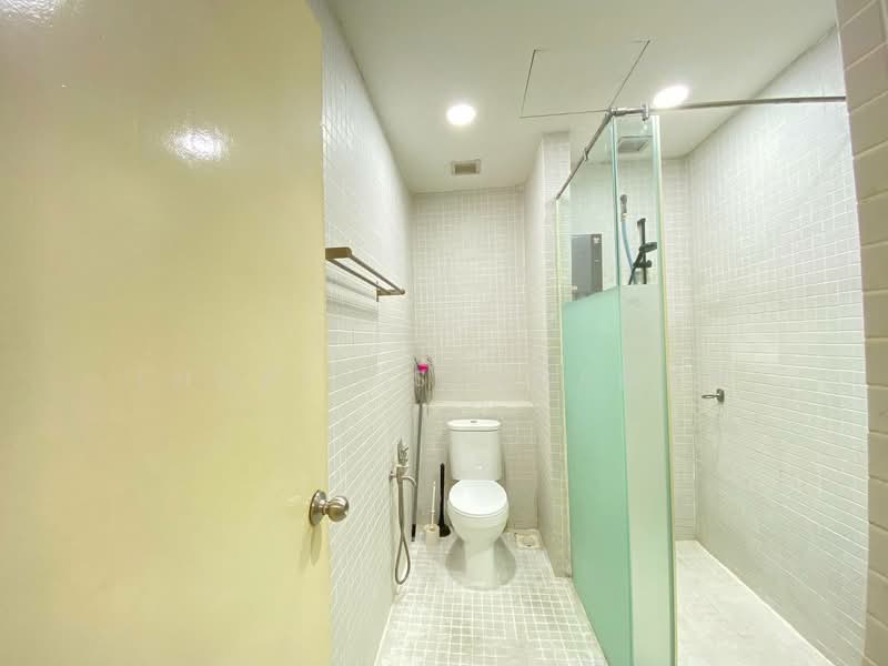 Kondominium untuk Disewa di 10 Semantan Suites - Thoriq Suparman - Bathroom - PropertyGuru.com.my
