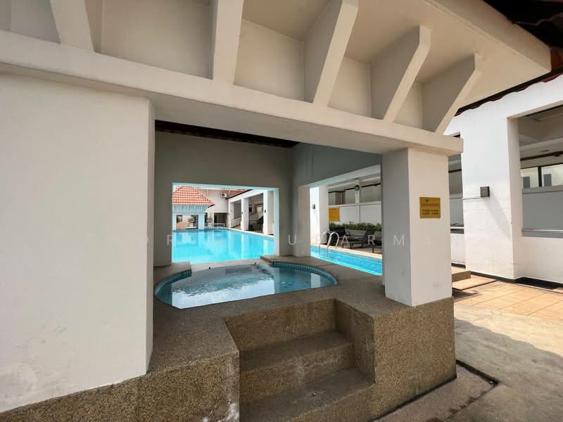 Kondominium untuk Disewa di 10 Semantan Suites - Thoriq Suparman - Pool - PropertyGuru.com.my