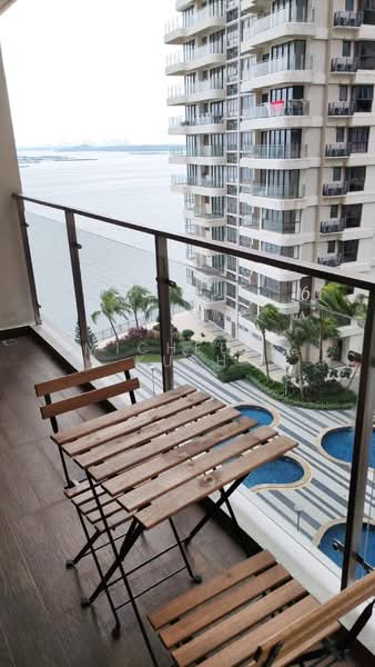 Servis Apartment untuk Disewa di Kings Bay @ Country Garden Danga Bay - Michelle Kueh - Balcony - PropertyGuru.com.my