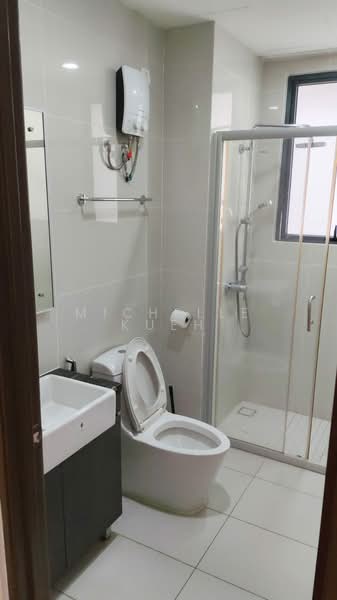 Servis Apartment untuk Disewa di Kings Bay @ Country Garden Danga Bay - Michelle Kueh - PropertyGuru.com.my