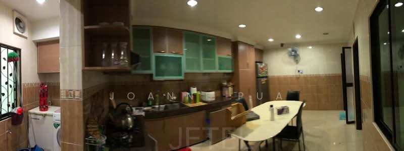 2-storey Terraced House for Rent in Bandar Bukit Tinggi 2 (Klang) - Joanne Pua - Kitchen - PropertyGuru.com.my