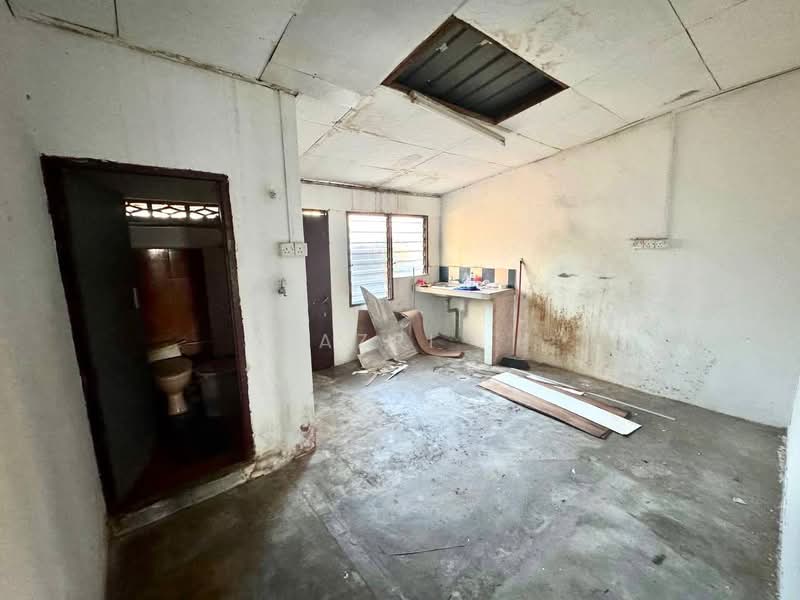 Rumah Teres 2 Tingkat untuk Dijual di Kampung Melayu Ampang (Ampang) - Fazri . - PropertyGuru.com.my