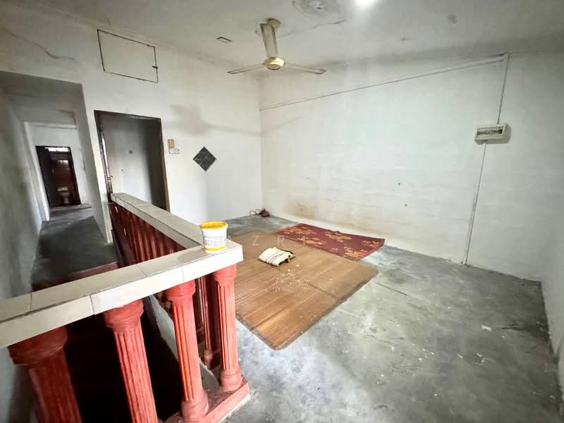 Rumah Teres 2 Tingkat untuk Dijual di Kampung Melayu Ampang (Ampang) - Fazri . - PropertyGuru.com.my