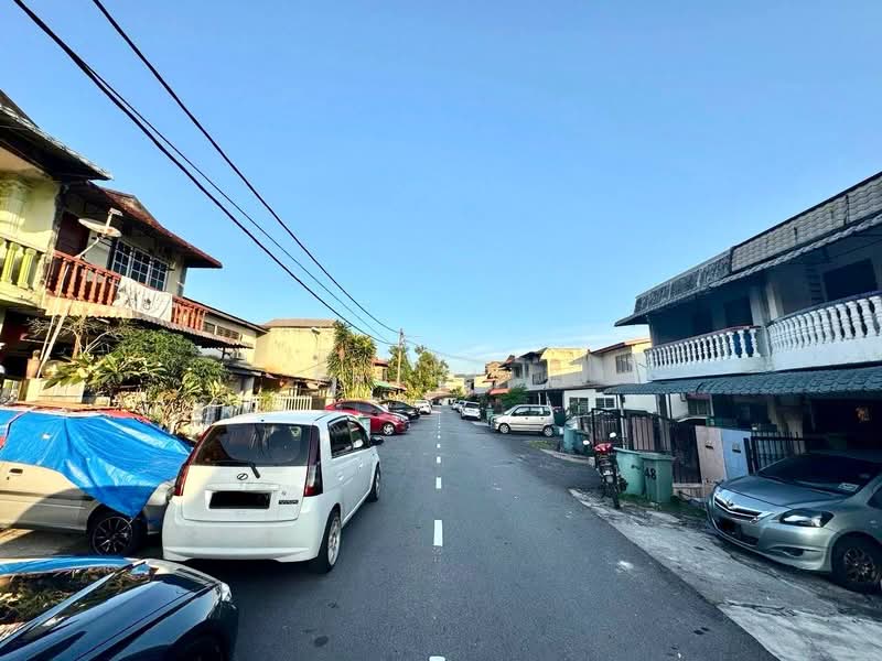 Rumah Teres 2 Tingkat untuk Dijual di Kampung Melayu Ampang (Ampang) - Fazri . - PropertyGuru.com.my