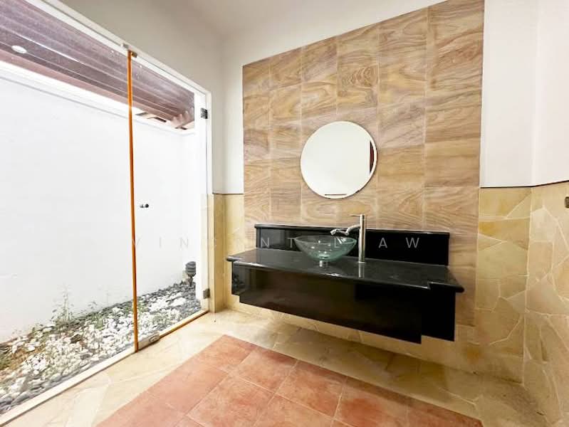 Bungalow House untuk Dijual di Green Haven, Tropicana Indah Resort Homes (Tropicana) - Vincent Liaw - Bathroom - PropertyGuru.com.my