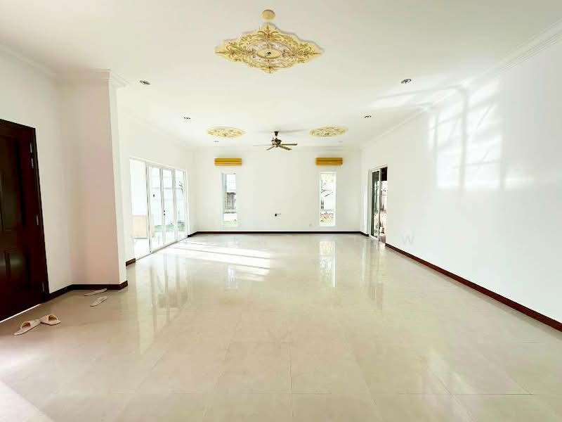 Bungalow for Sale in Tropicana (Selangor) - Vincent Liaw - Living Room - PropertyGuru.com.my