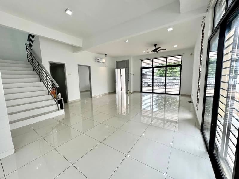 Rumah Berkembar untuk Dijual di Semenyih (Selangor) - Fazri . - PropertyGuru.com.my