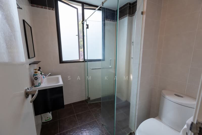 Condominium for Sale at Alila Horizons Condominium - Sam Kam - Bathroom - PropertyGuru.com.my