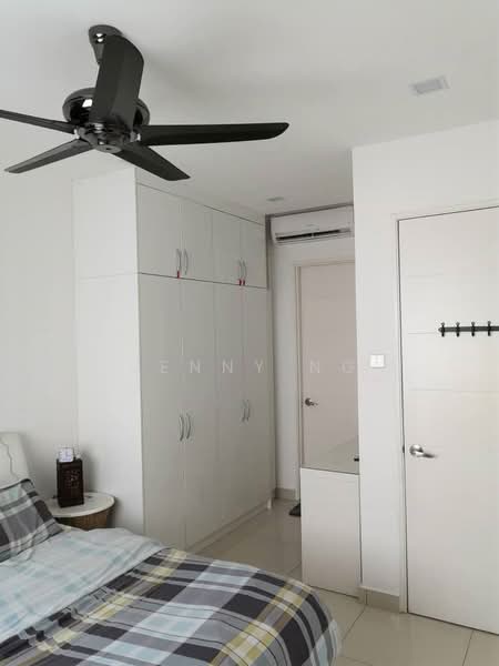Kondominium untuk Disewa di The Regina - Jenny Ng - Bedroom - PropertyGuru.com.my