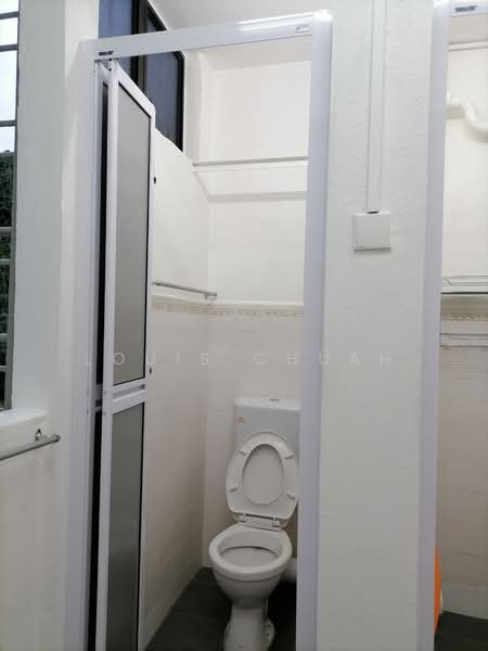 Pangsapuri untuk Dijual di Majestic Height - Louis Chuah - Bathroom - PropertyGuru.com.my