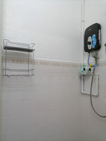 Pangsapuri untuk Dijual di Majestic Height - Louis Chuah - Bathroom - PropertyGuru.com.my