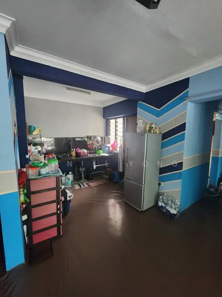 Rumah Flat untuk Dijual di Taman Daya - Jalan Enau 16,20 - Daniel Yong - Kitchen - PropertyGuru.com.my
