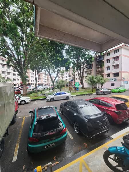 Rumah Flat untuk Dijual di Taman Daya - Jalan Enau 16,20 - Daniel Yong - Exterior - PropertyGuru.com.my
