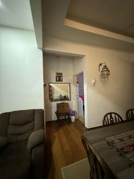 Rumah Teres 1-Tingkat untuk Dijual di Bandar Baru Uda (Tampoi) - Amir Faris Rusli - Living Room - PropertyGuru.com.my