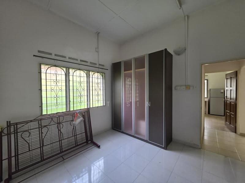 Bungalow House for Sale in Taman Kulai Besar (Kulai) - Yit Sin - Interior - PropertyGuru.com.my