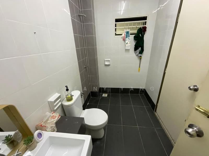 2-storey Terraced House for Sale in Saujana Rawang (Rawang) - Tiffany Yang - Bilik Mandi - PropertyGuru.com.my