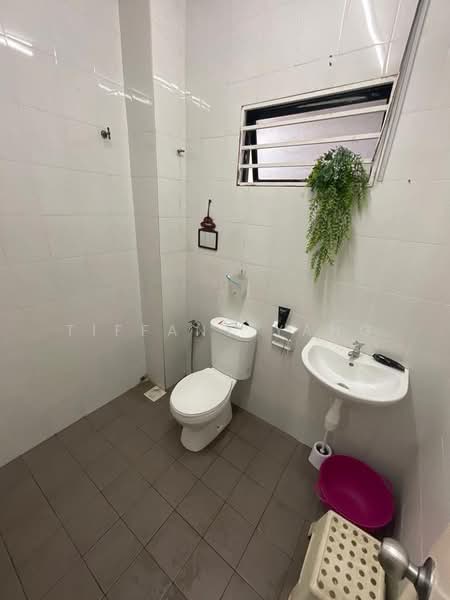 2-storey Terraced House for Sale in Saujana Rawang (Rawang) - Tiffany Yang - Bathroom - PropertyGuru.com.my