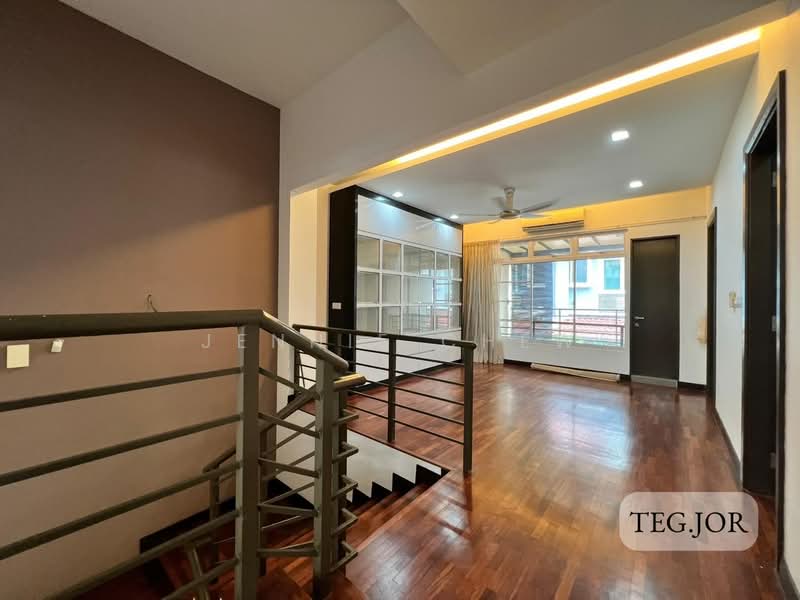 Rumah Berkembar untuk Dijual di Setia Eco Park (Setia Alam) - Jennie Chew - Living Room - PropertyGuru.com.my