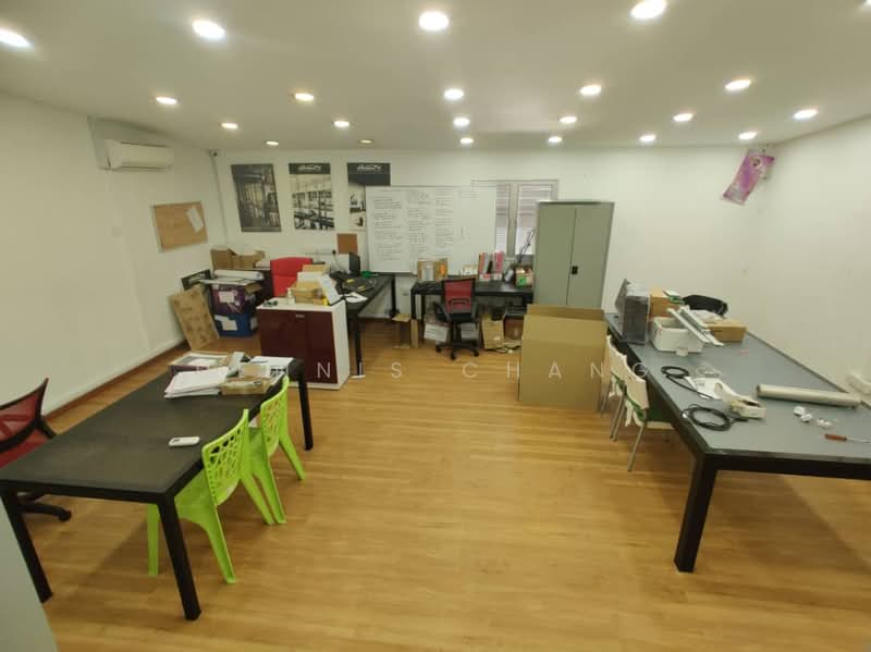 Terrace Factory for Sale in Taman Perindustrian Usj 1 (Subang Jaya) - Dennis Chang - Interior - PropertyGuru.com.my