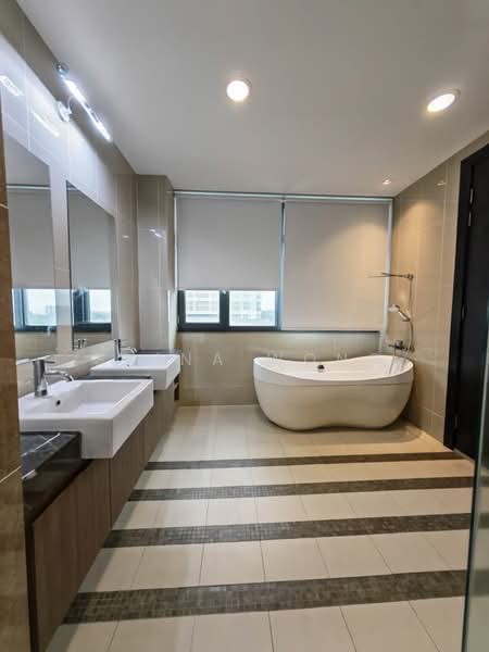 Kondominium untuk Dijual di Pelagos Designer Suites@ Water Front - Shina Wong - Bathroom - PropertyGuru.com.my