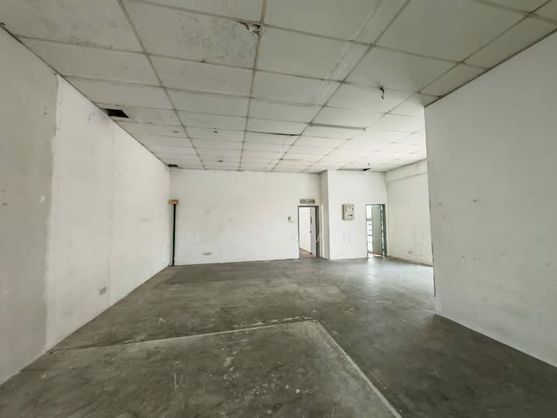 Cluster Factory for Rent in Taman Mount Austin (Tebrau) - Max Kan - Interior - PropertyGuru.com.my
