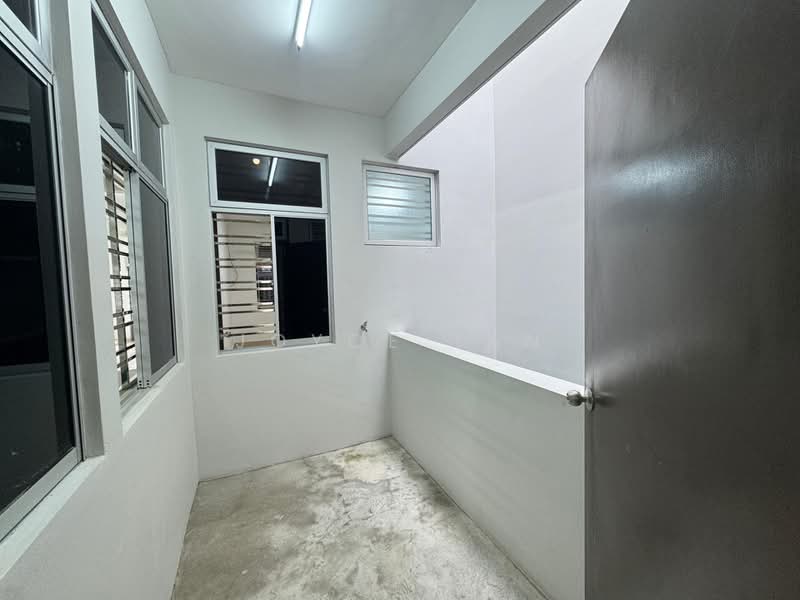 Townhouse for Rent in Skudai (Johor) - Joyce Tan - Yard - PropertyGuru.com.my