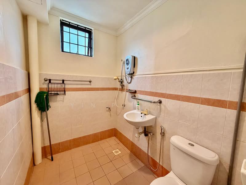 Rumah Teres 1 Tingkat untuk Disewa di Taman Tun Dr Ismail (Kuala Lumpur) - Yin Peng . - Bathroom - PropertyGuru.com.my