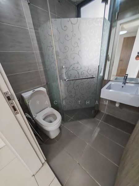 Office for Sale in Petaling Jaya (Selangor) - Grace Tham - Bathroom - PropertyGuru.com.my