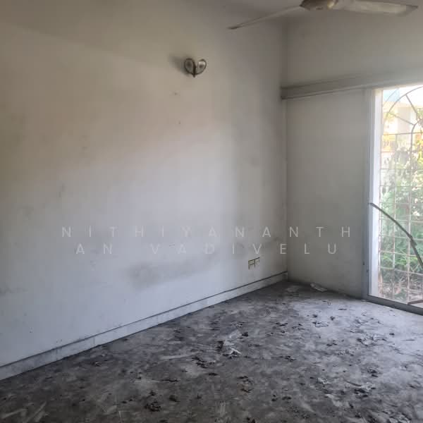 Rumah Teres untuk Dijual di Usj 12 (Subang Jaya) - Nithiyananthan Vadivelu - PropertyGuru.com.my