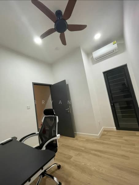 Service Residence for Rent at Atwater : Service Residences - Bryan Lee - Study - PropertyGuru.com.my