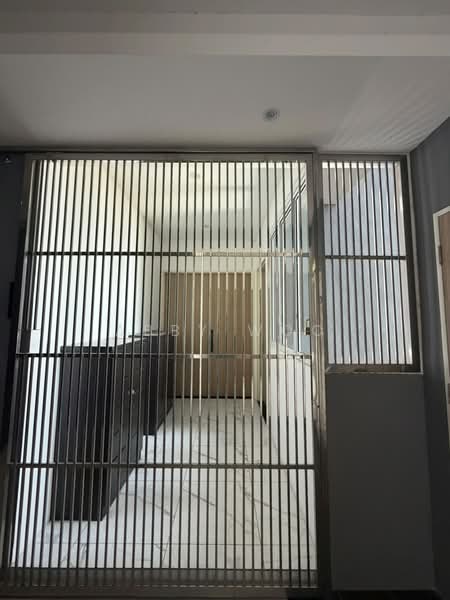 Condominium for Rent at QuayWest Residence - Abby Woo - PropertyGuru.com.my