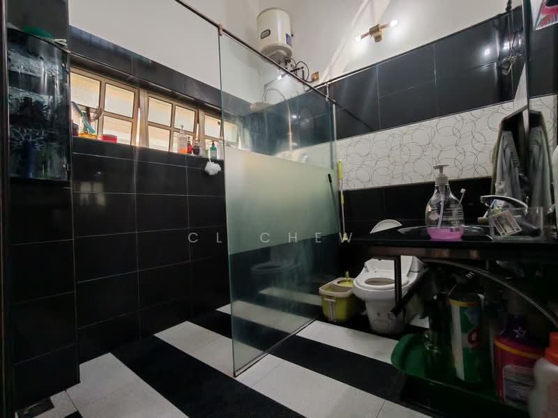 Rumah Teres 2.5 Tingkat untuk Dijual di Meru (Klang) - CL Chew - Bathroom - PropertyGuru.com.my